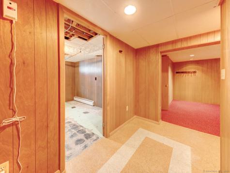 21 Grove Road Enfield CT 06082