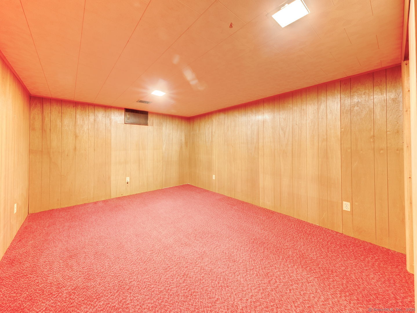 21 Grove Road Enfield CT 06082