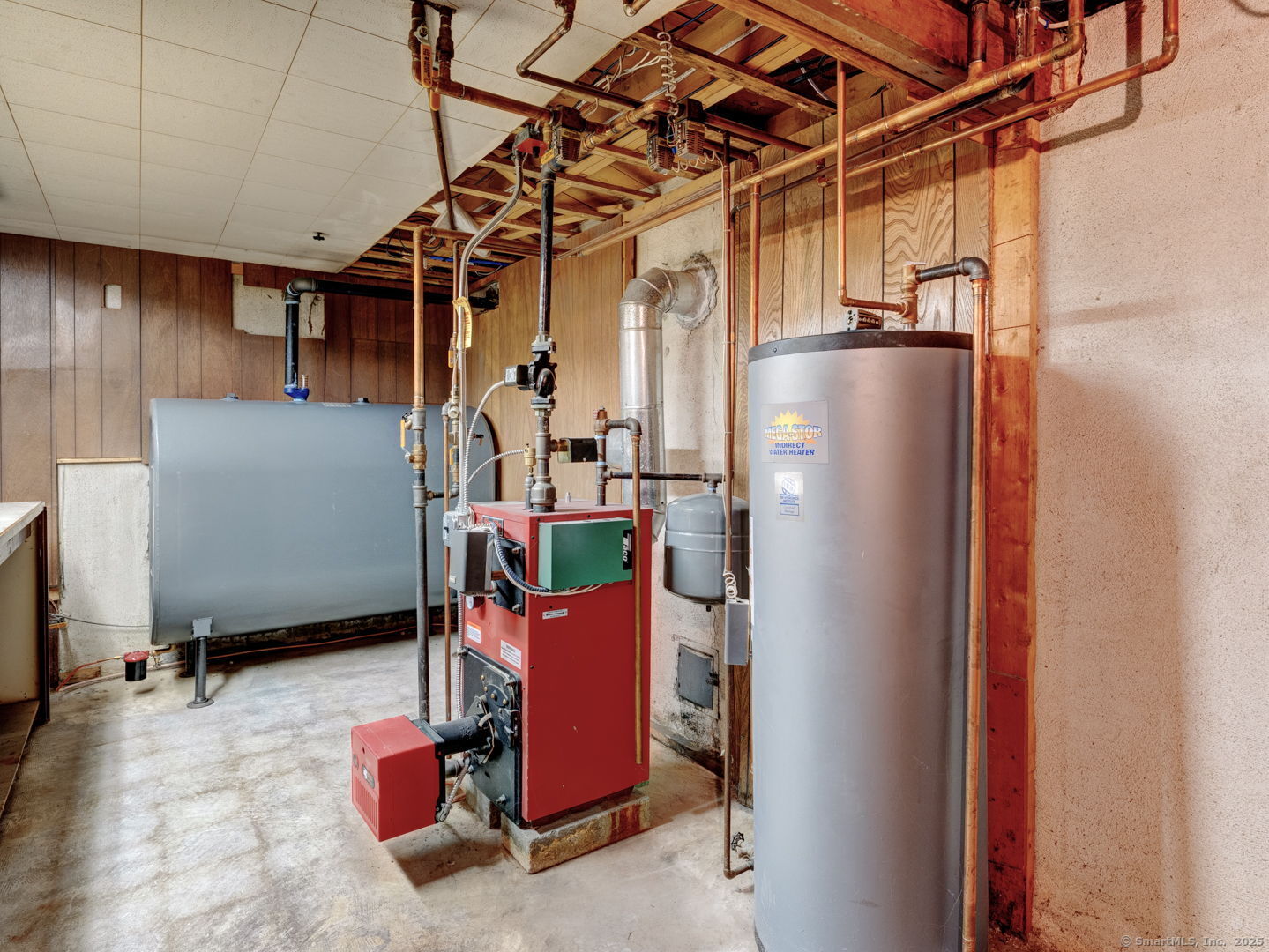 21 Grove Road Enfield CT 06082