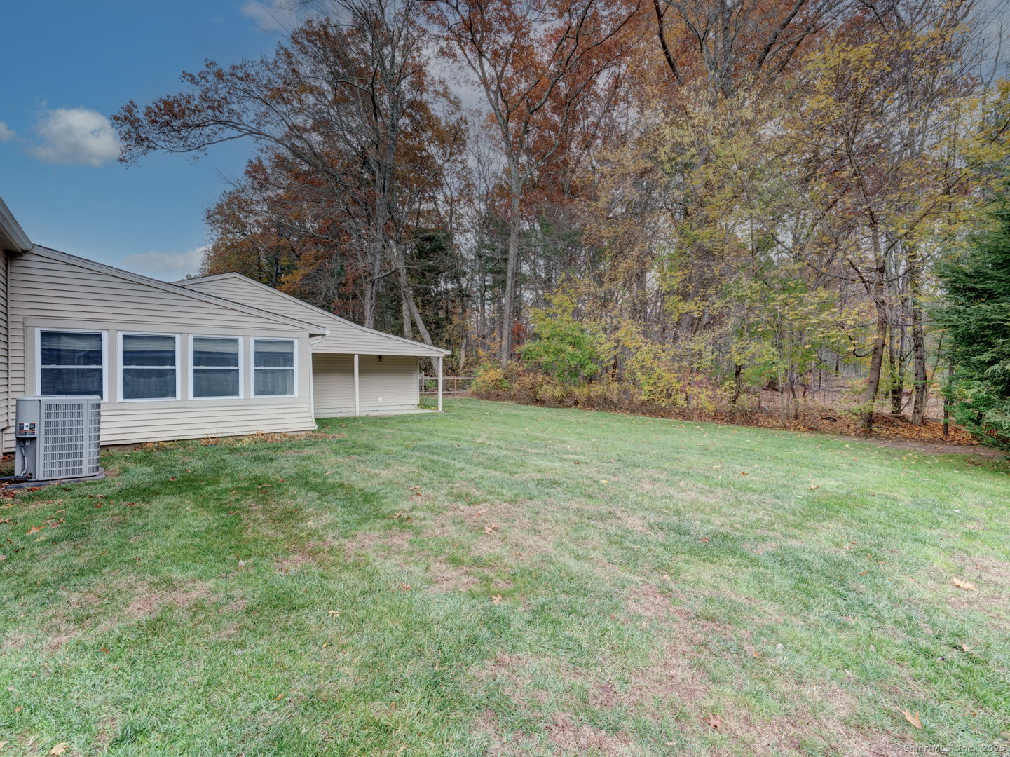 21 Grove Road Enfield CT 06082