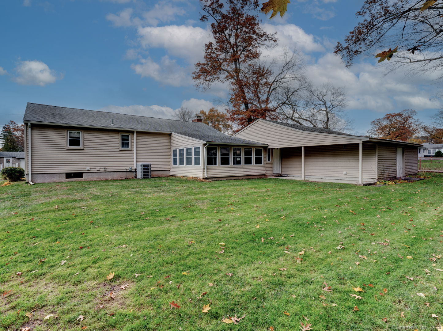 21 Grove Road Enfield CT 06082