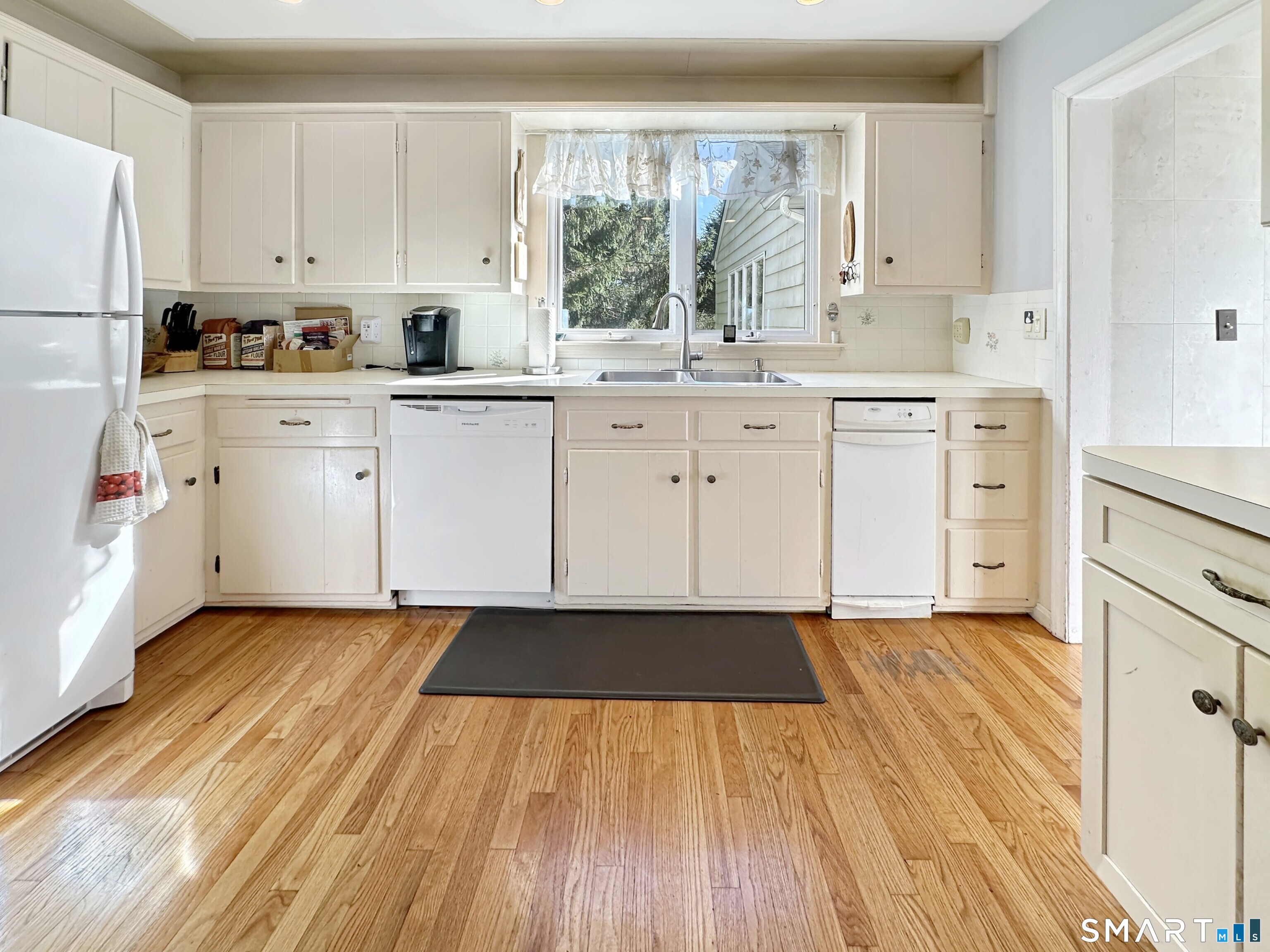 67 Nortontown Road Madison CT 06443