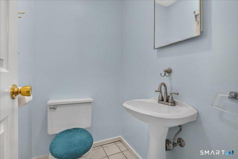 35 Mallard Lane East Haven CT 06512