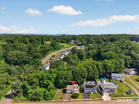 35 Mallard Lane East Haven CT 06512