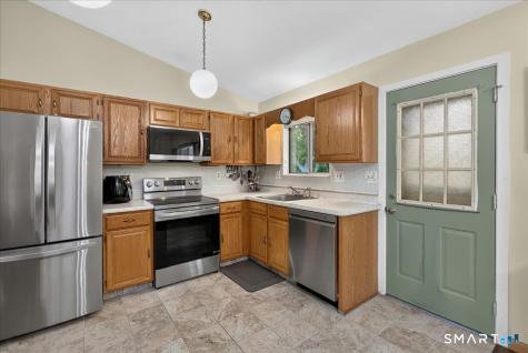 35 Mallard Lane East Haven CT 06512
