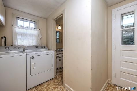 33 Elton Drive Newington CT 06111