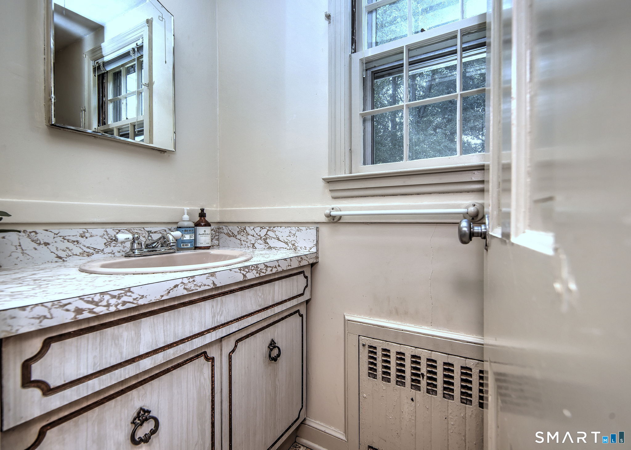 33 Elton Drive Newington CT 06111