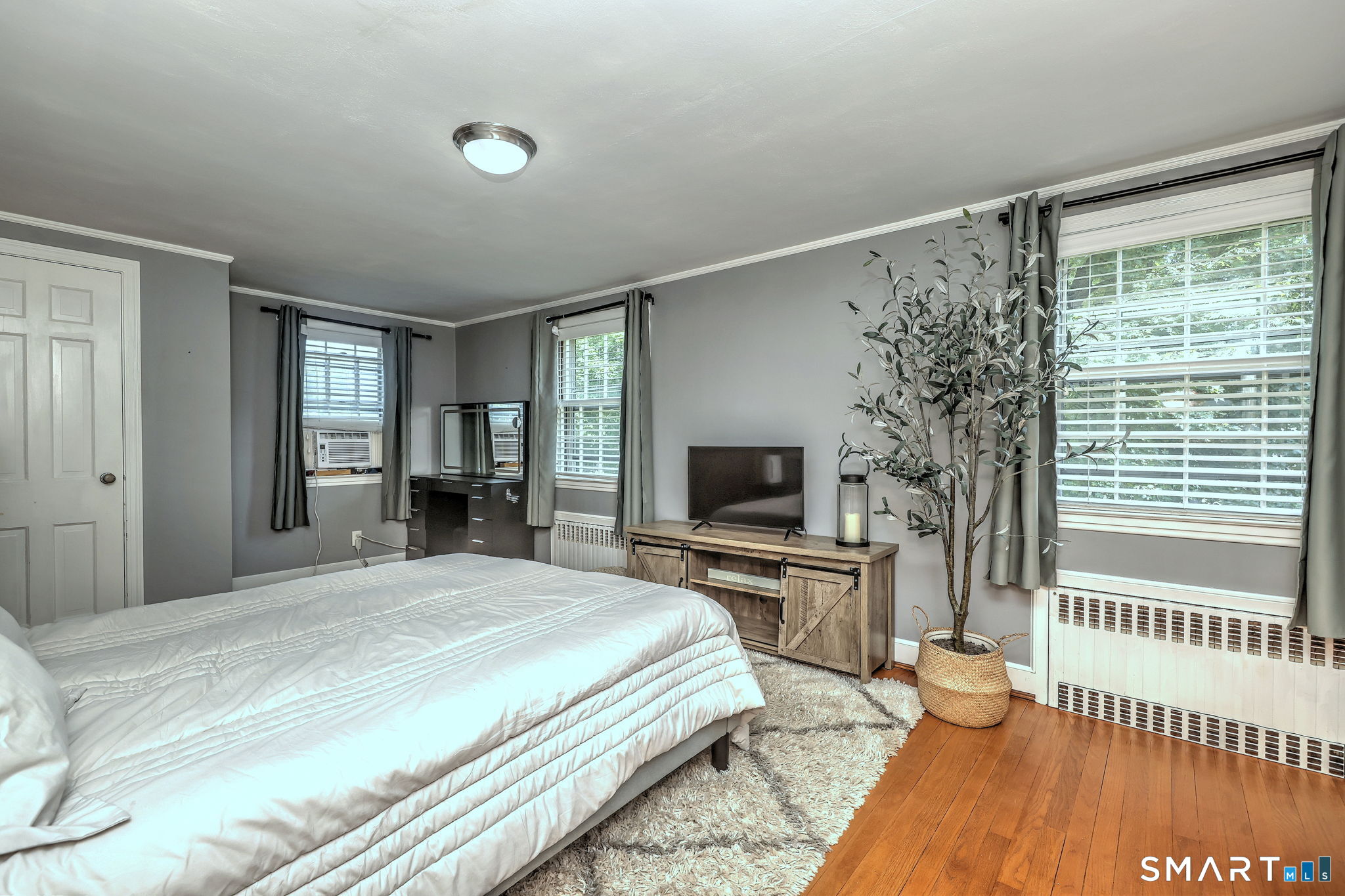 33 Elton Drive Newington CT 06111
