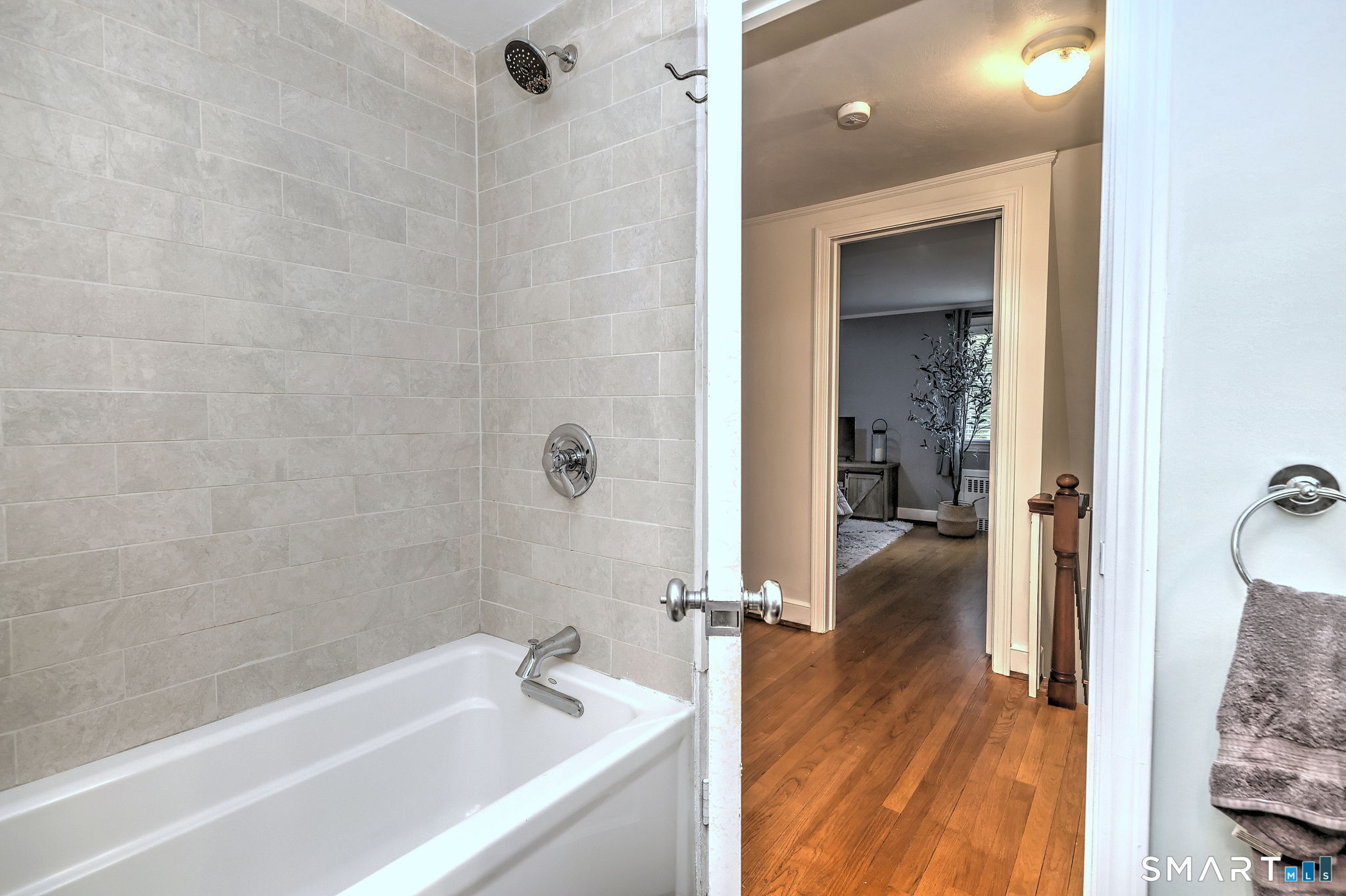 33 Elton Drive Newington CT 06111