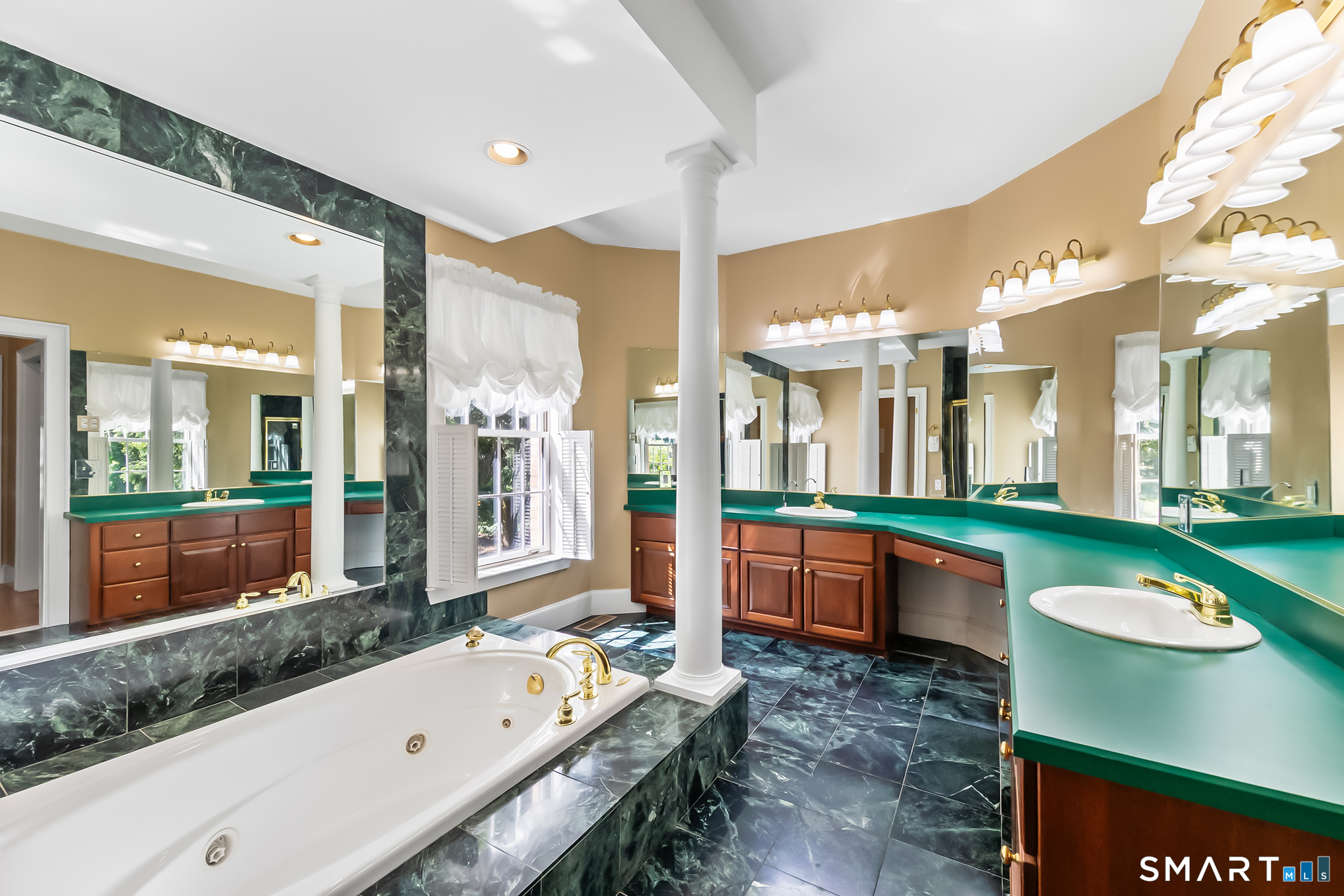 1742 Main Street South Windsor CT 06074