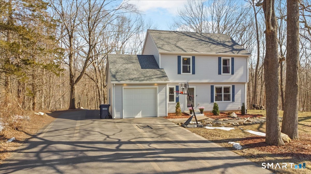 26 2ND Street Lebanon CT 06249