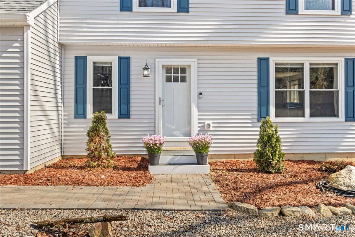 26 2ND Street Lebanon CT 06249