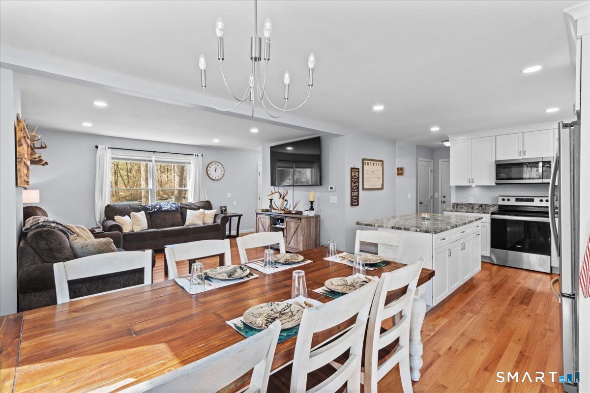 26 2ND Street Lebanon CT 06249