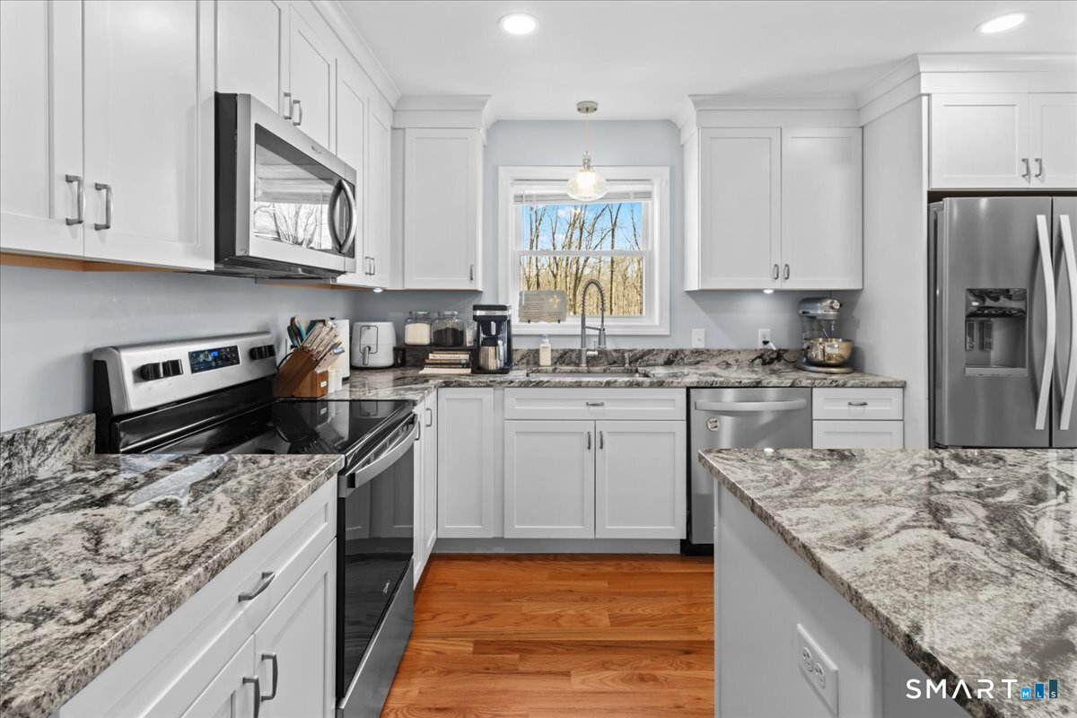 26 2ND Street Lebanon CT 06249