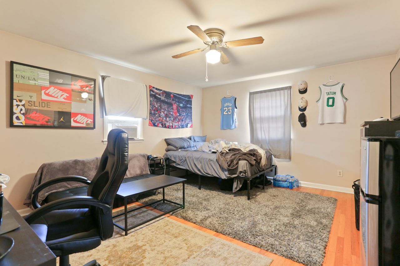 932 Thorme Street Bridgeport CT 06606