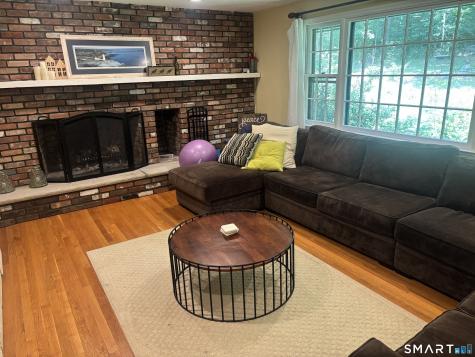 50 Deerfield Drive Easton CT 06612