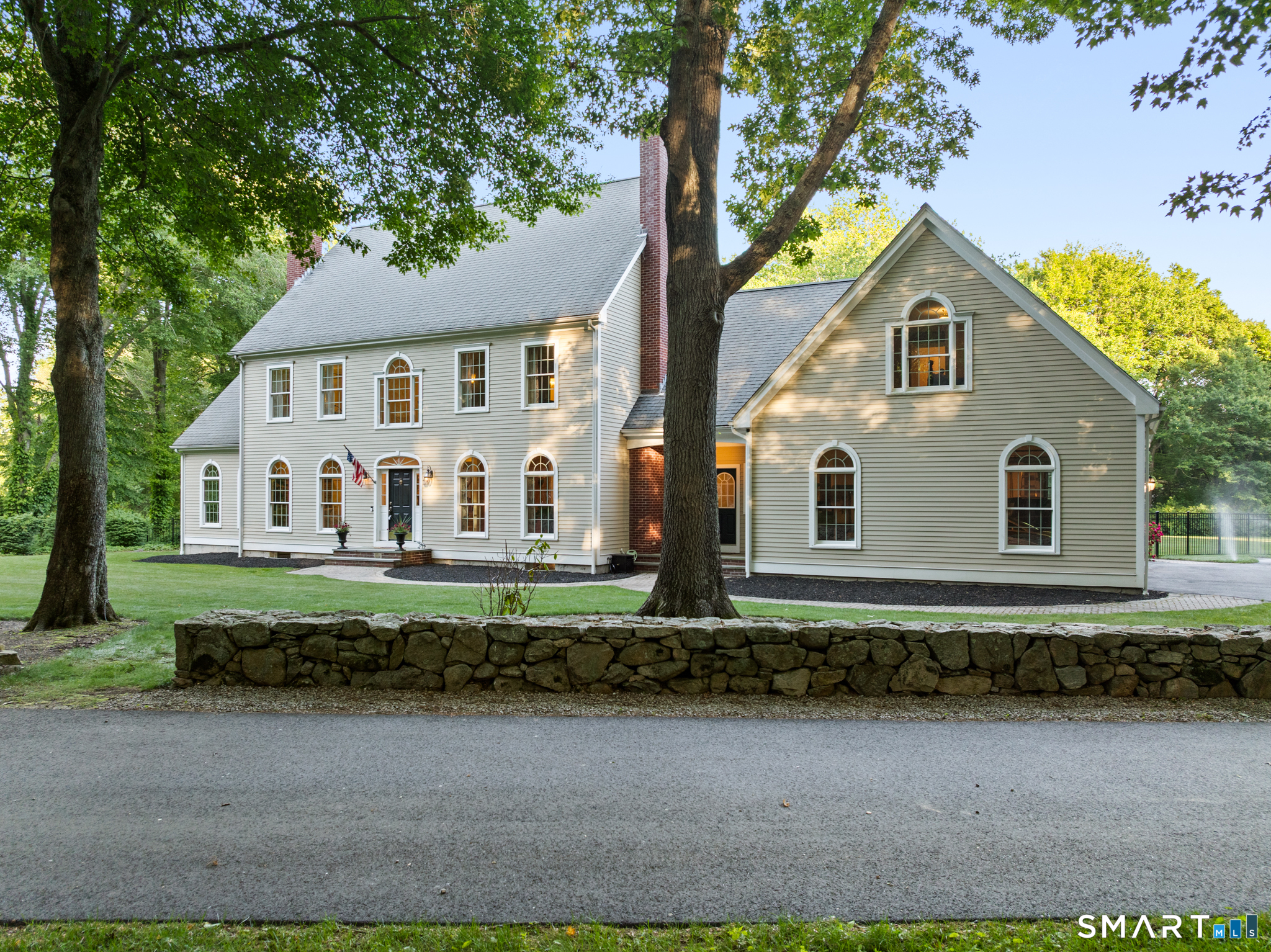 14 Bittersweet Way Stonington CT 06378