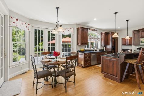 14 Bittersweet Way Stonington CT 06378