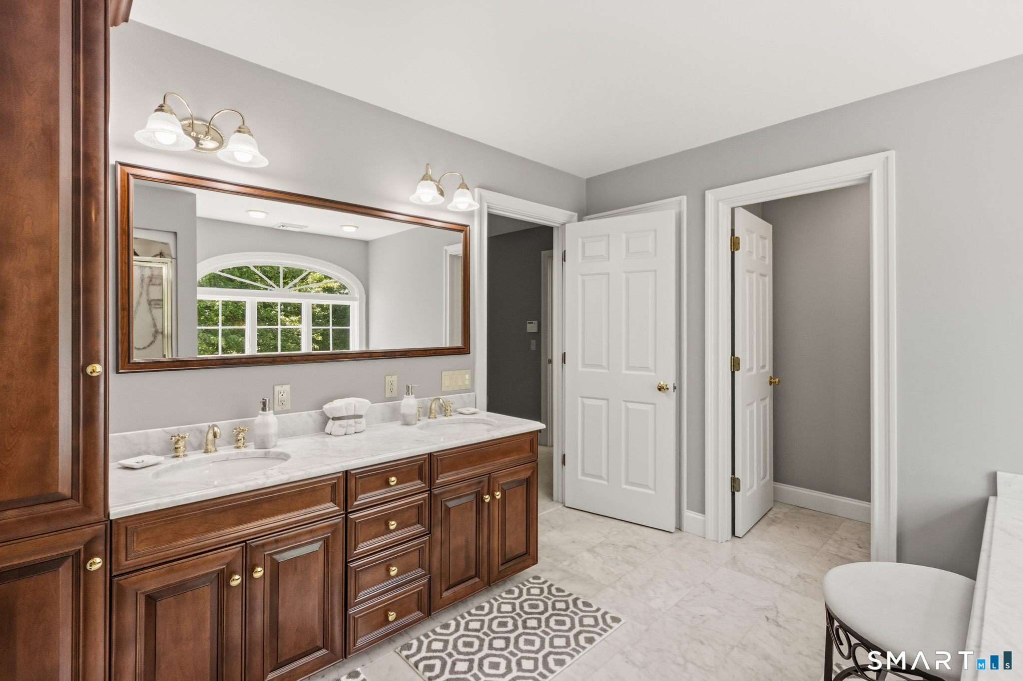 14 Bittersweet Way Stonington CT 06378