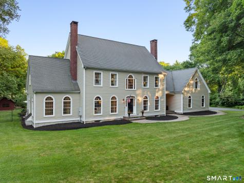 14 Bittersweet Way Stonington CT 06378