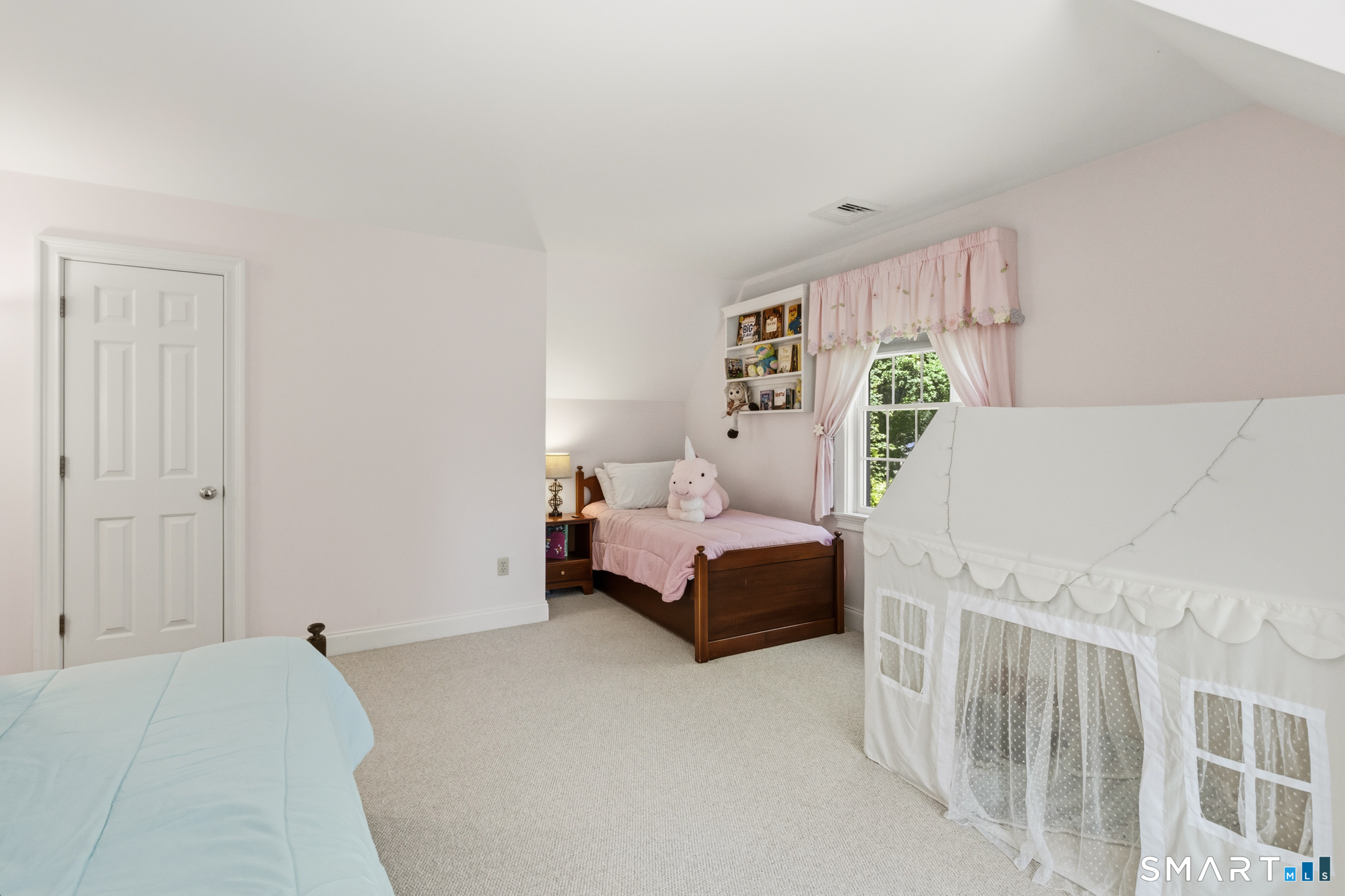14 Bittersweet Way Stonington CT 06378
