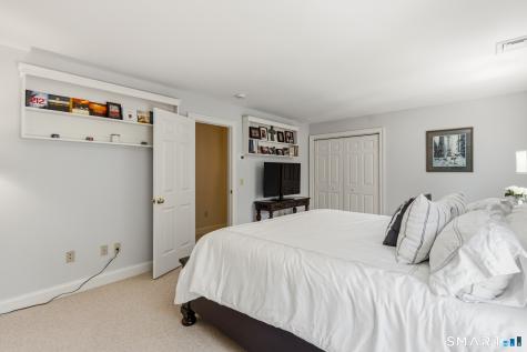 14 Bittersweet Way Stonington CT 06378