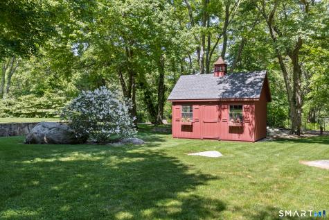 14 Bittersweet Way Stonington CT 06378