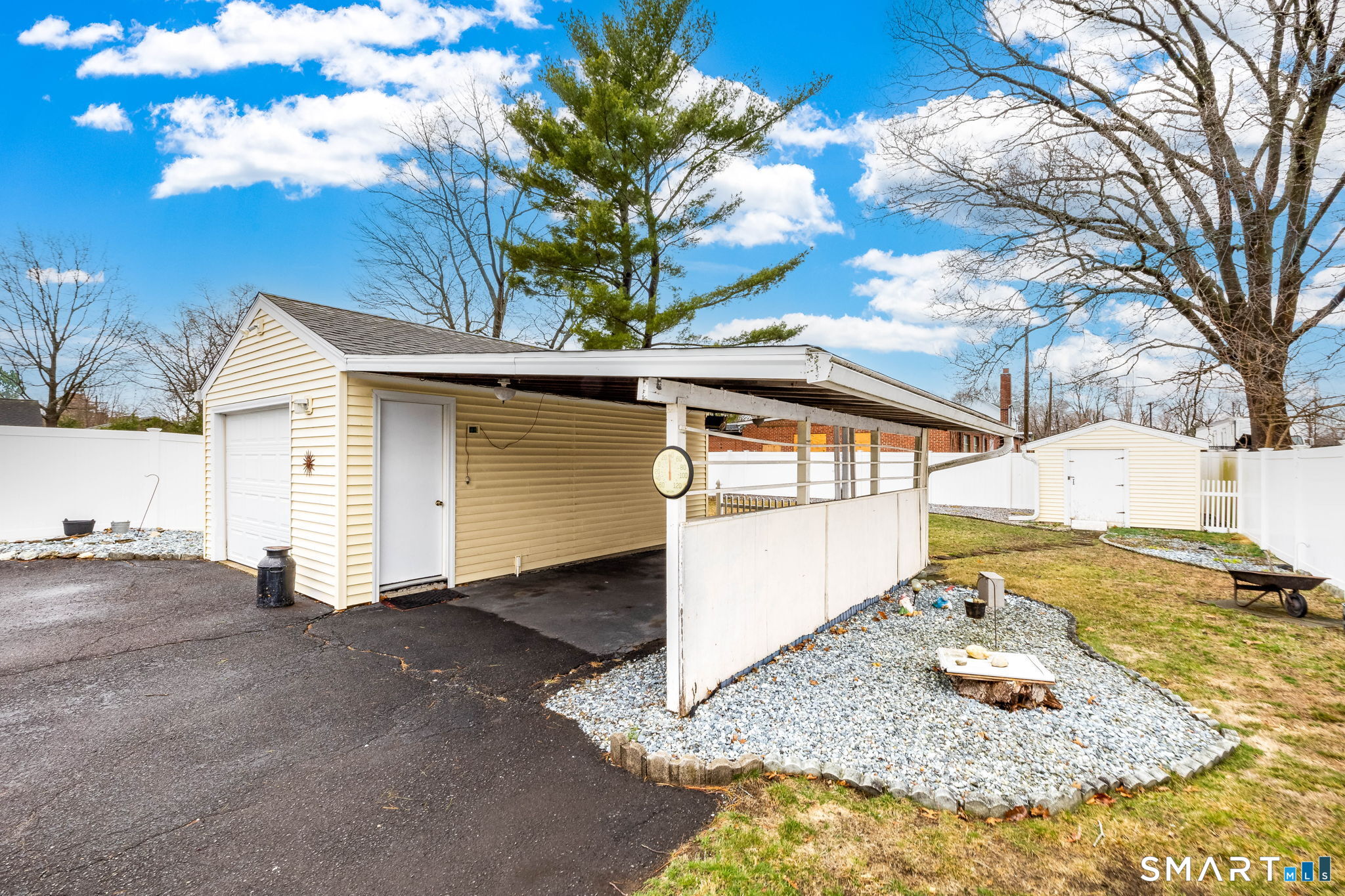 33 Winter Street Plainville CT 06062