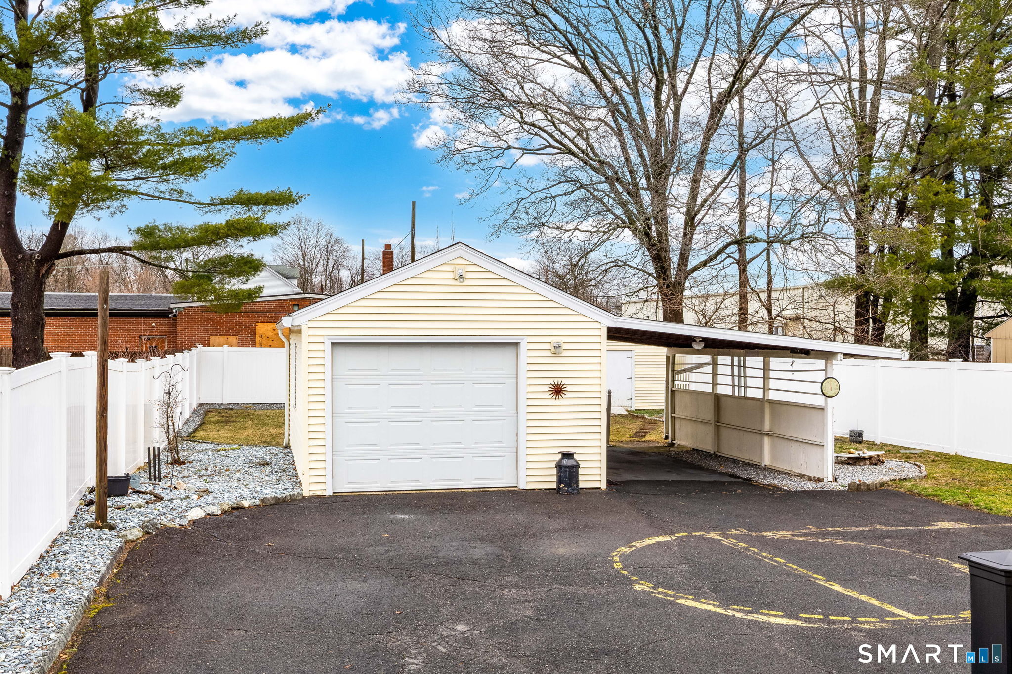 33 Winter Street Plainville CT 06062