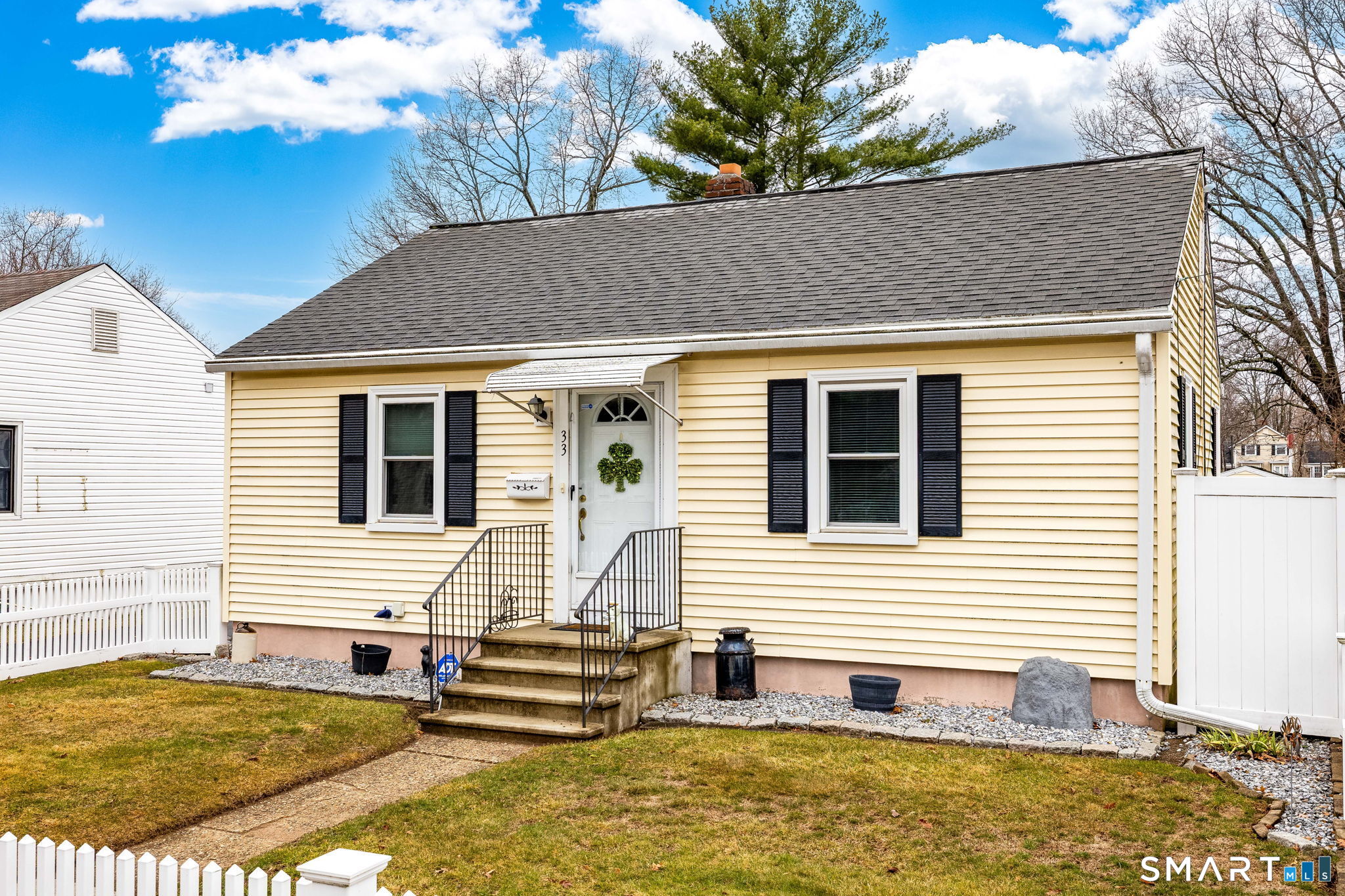 33 Winter Street Plainville CT 06062