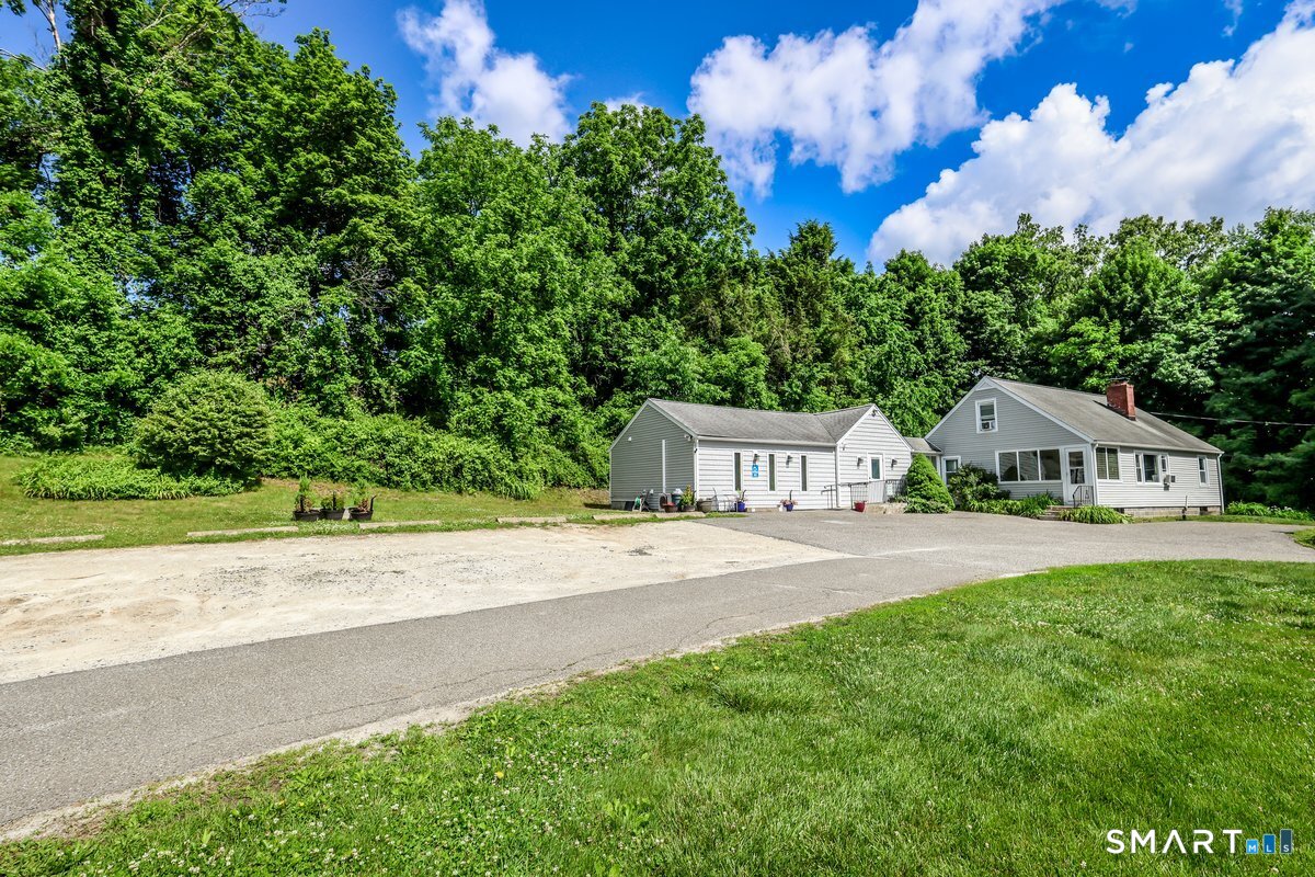 121 Litchfield Road New Milford CT 06776