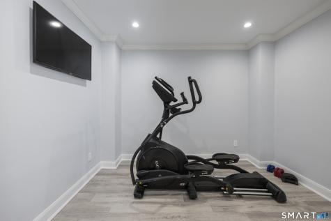27 Raymond Street New Canaan CT 06840