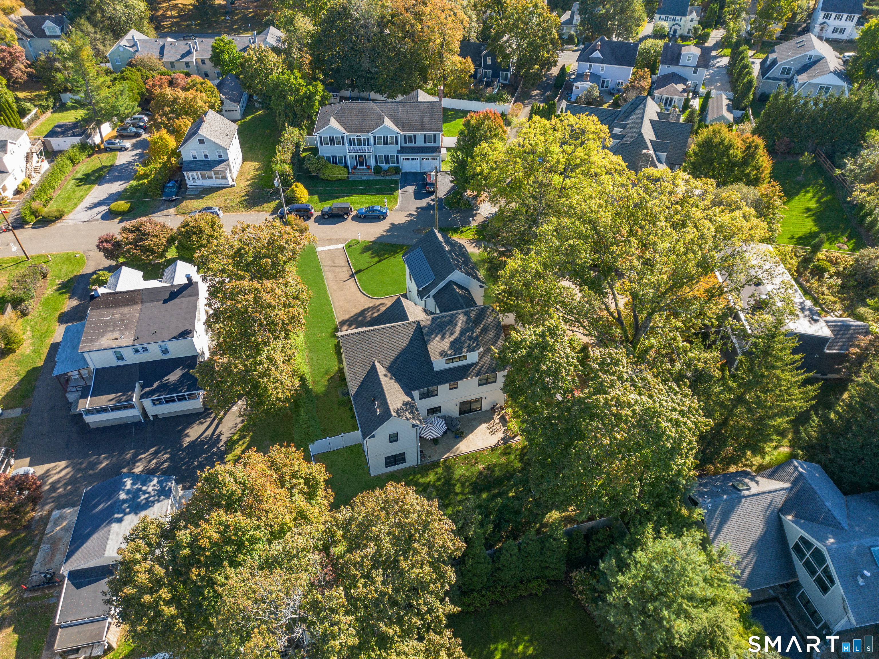 27 Raymond Street New Canaan CT 06840