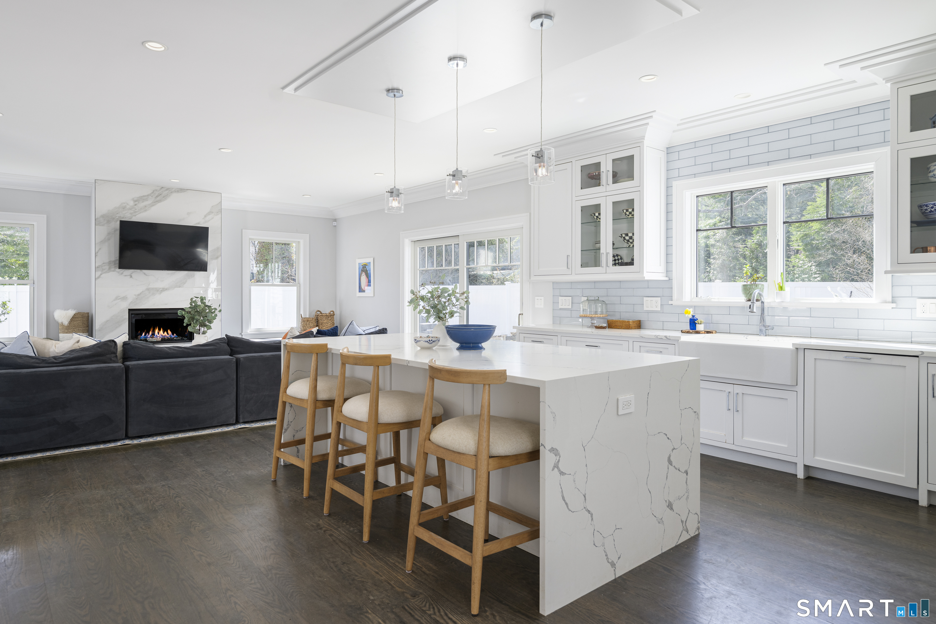 27 Raymond Street New Canaan CT 06840