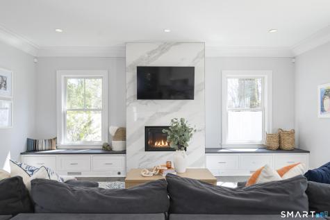 27 Raymond Street New Canaan CT 06840