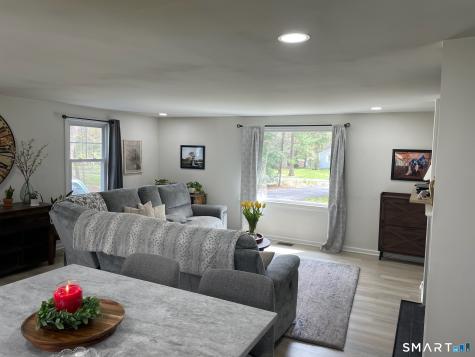 6 Lostbrook Road Simsbury CT 06092