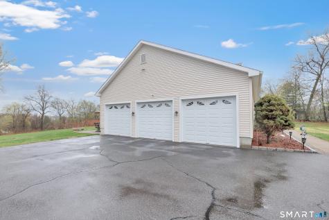 35-1 Punkup Road Oxford CT 06478