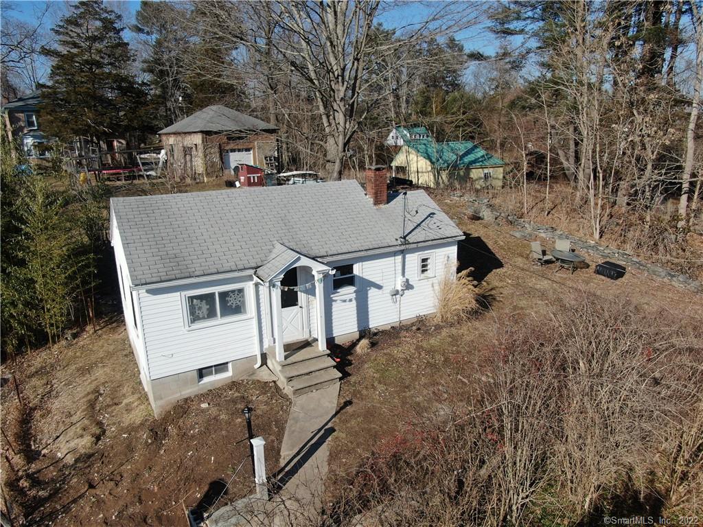 9 Railroad Avenue Chester CT 06412