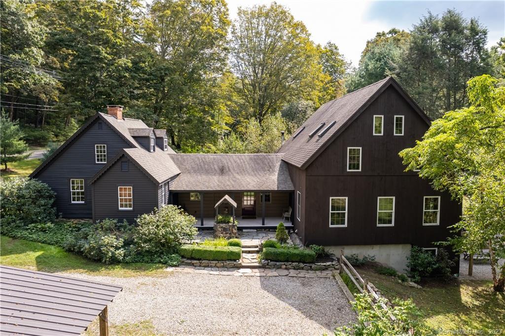 565 Horse Pond Road Madison CT 06443