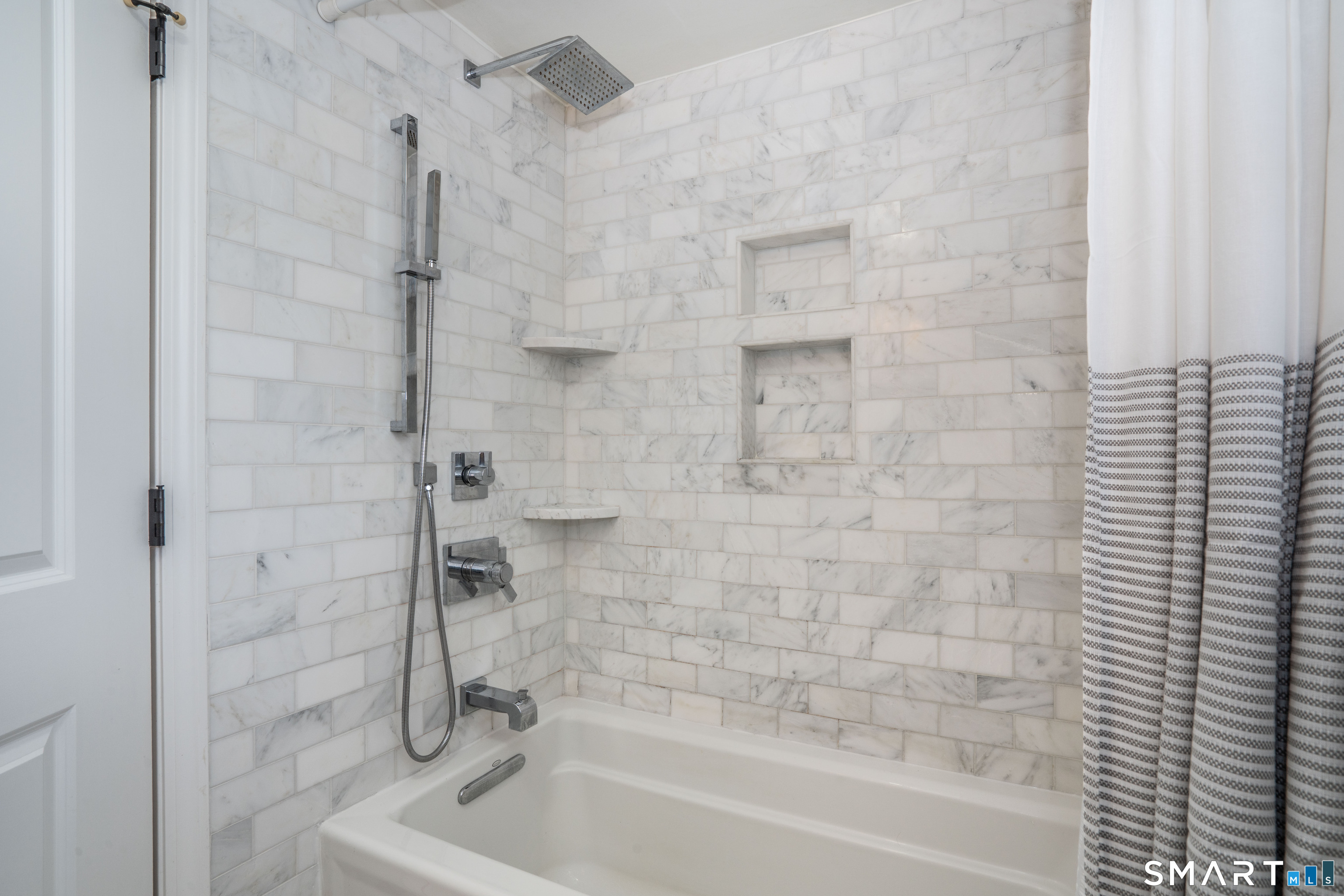 64 Argyle Avenue West Hartford CT 06107