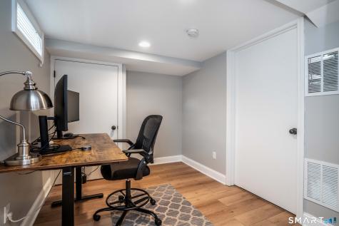64 Argyle Avenue West Hartford CT 06107