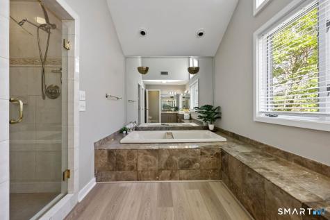 28 Strawberry Lane Shelton CT 06484