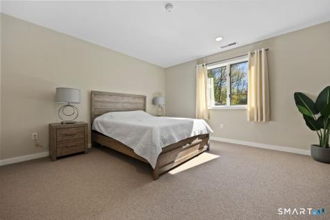 28 Strawberry Lane Shelton CT 06484