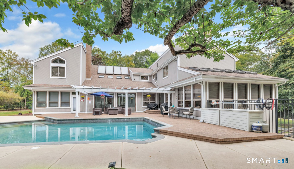 28 Strawberry Lane Shelton CT 06484