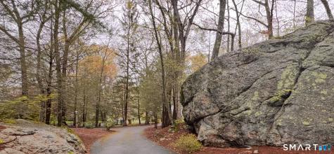 28 Strawberry Lane Shelton CT 06484