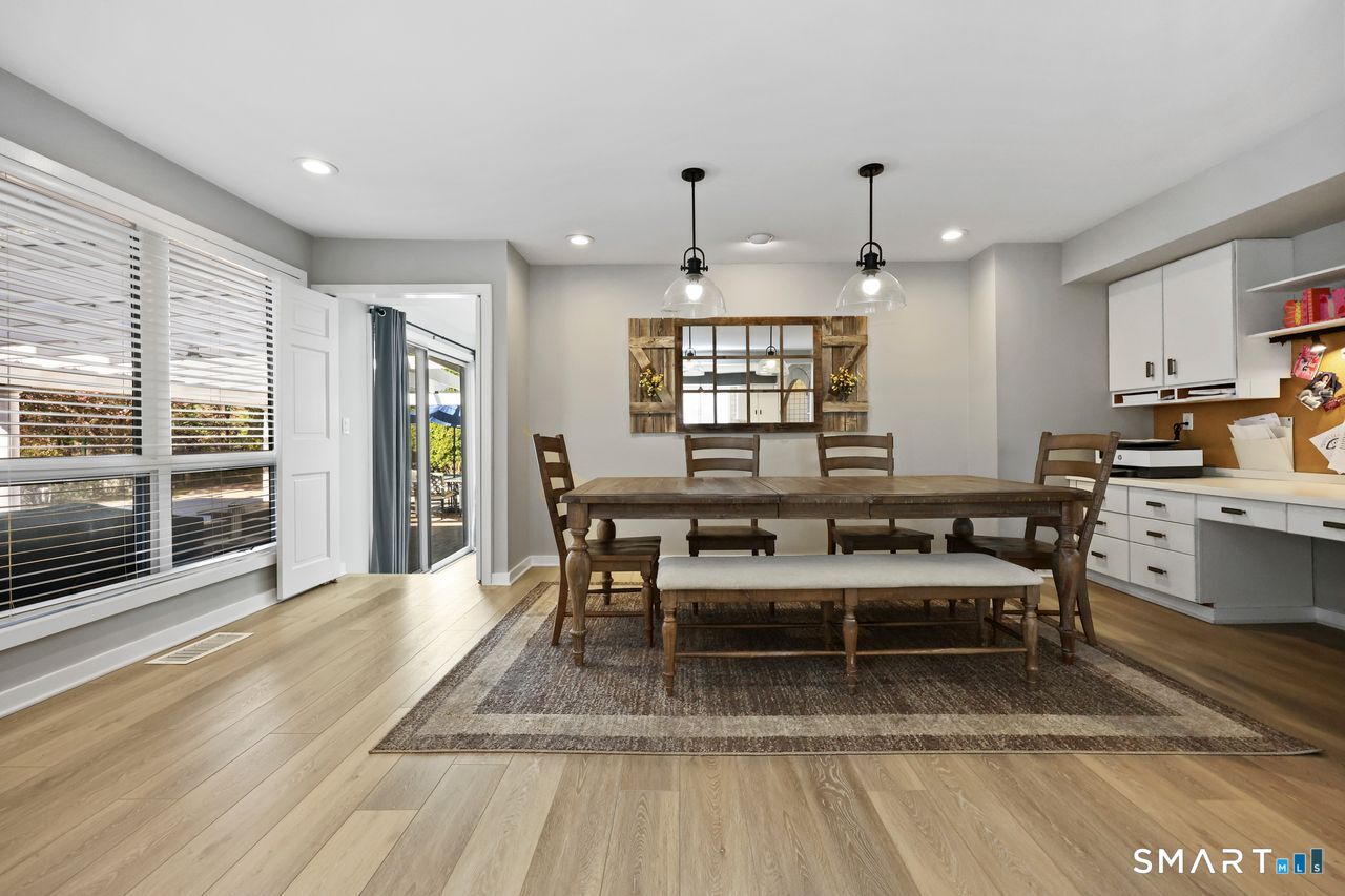 28 Strawberry Lane Shelton CT 06484