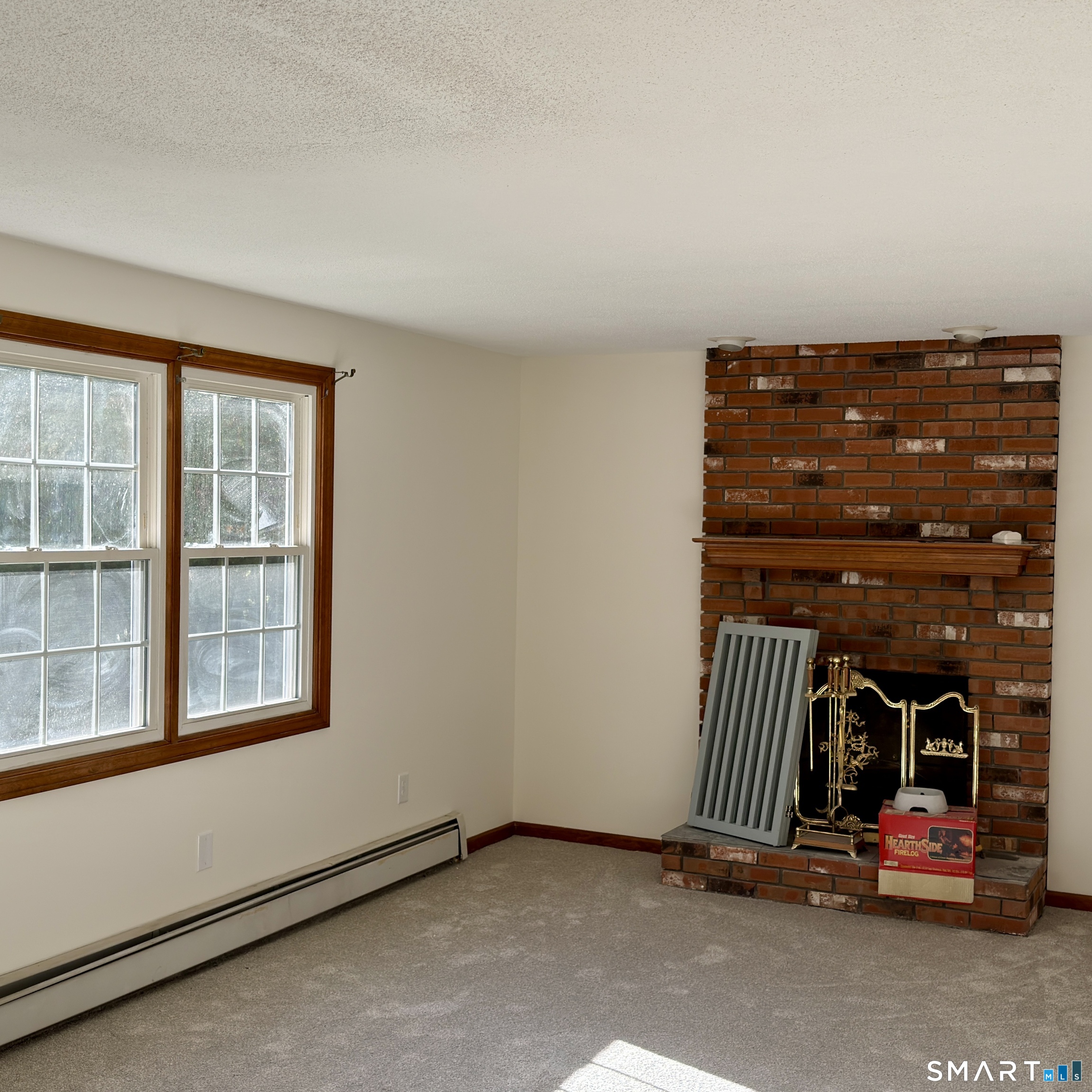 25 Margaret Drive South Windsor CT 06074