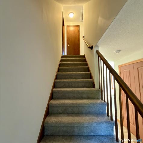 25 Margaret Drive South Windsor CT 06074