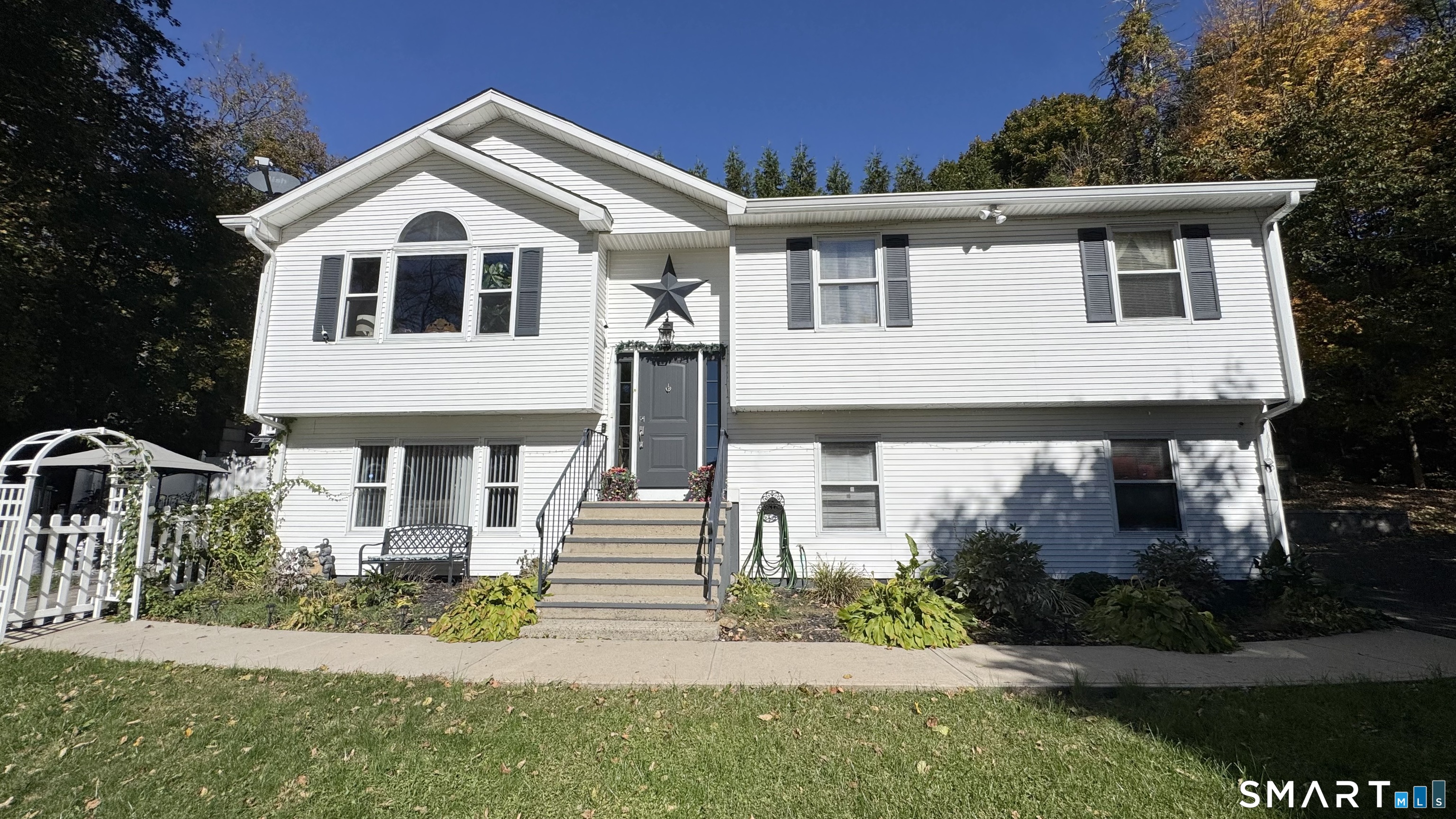 66 E Street Derby CT 06418