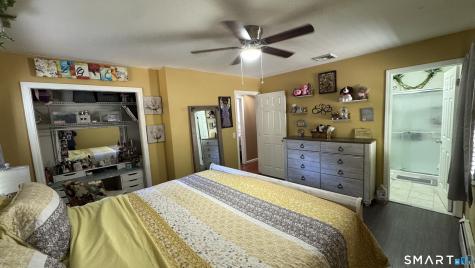 66 E Street Derby CT 06418